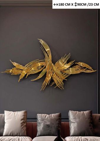 DECORACIÓN DE PARED DORADA TUBOS SCHULLER 
